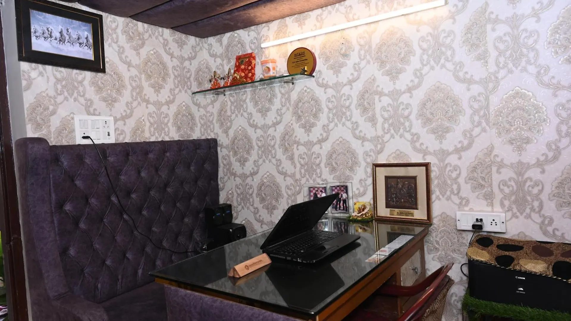 Siddhivinayak Temple Guest House Bénarès